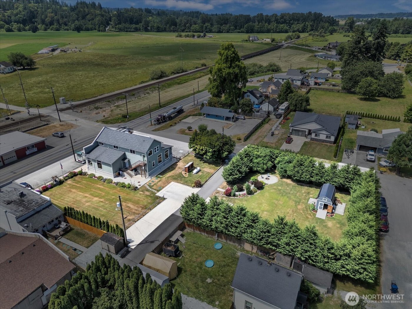 1421 Pioneer Highway , Silvana, WA 98287-4009