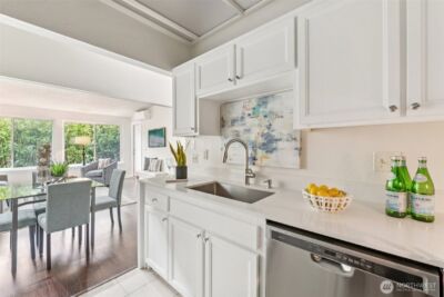 12567 35th Avenue NE #204, Seattle, WA 98125 - Photo 10