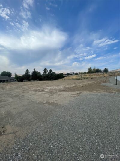 15 Parks Drive , Okanogan, WA 98840-0000