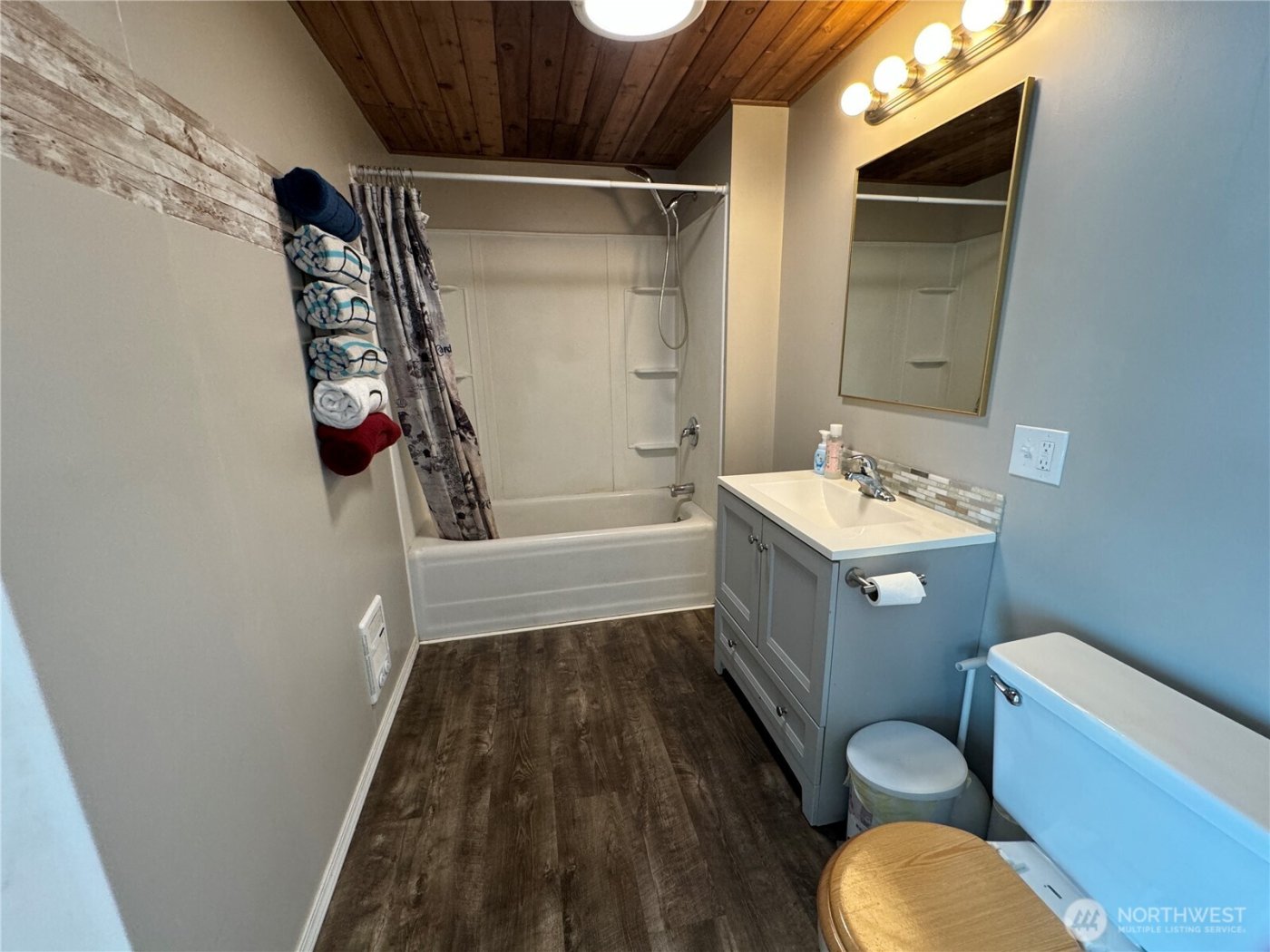 1513 Ironwood Street , Oroville, WA 98844
