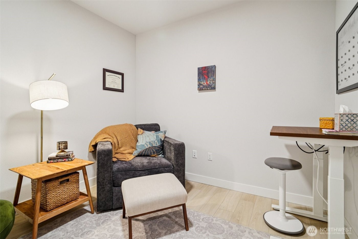 14598 Westminster Way N #107, Shoreline, WA 98133