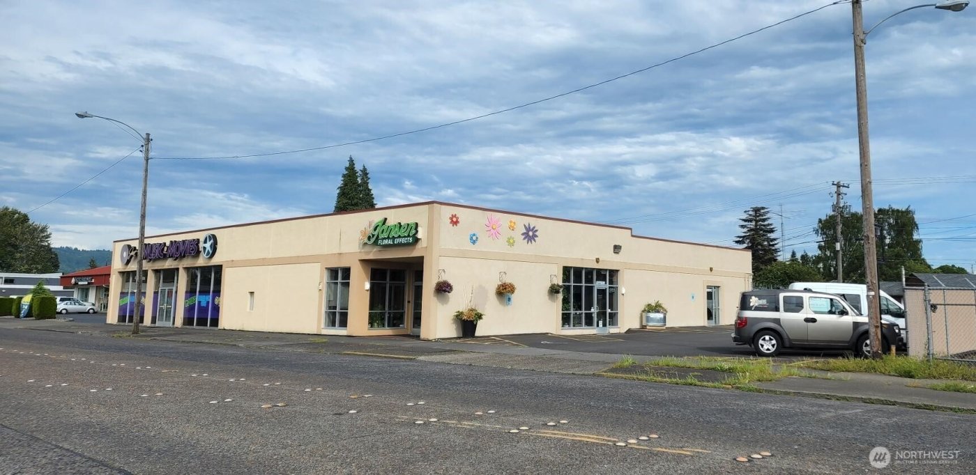 1035 Vandercook Way , Longview, WA 98632