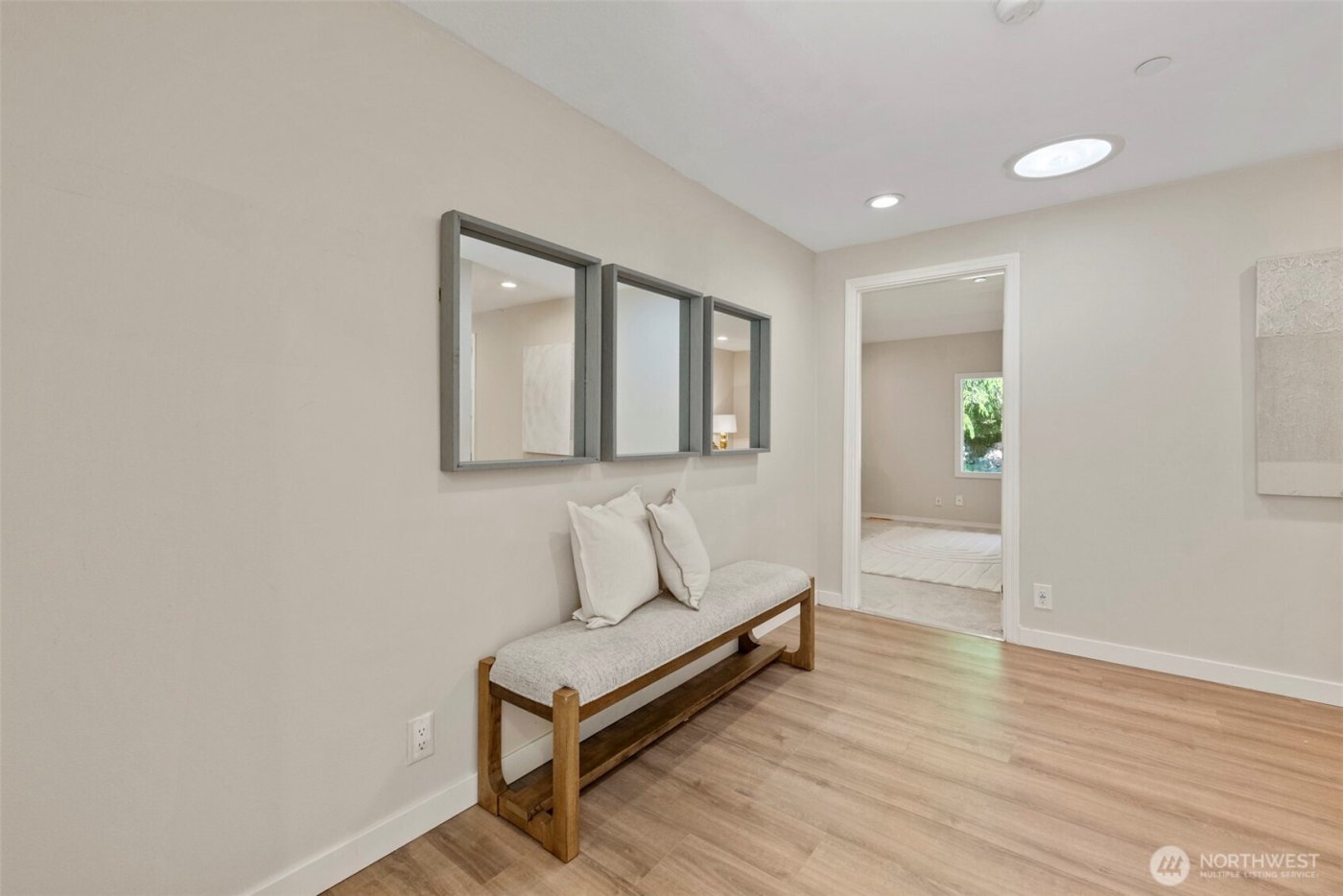 9223 128th Avenue NE, Kirkland, WA 98033