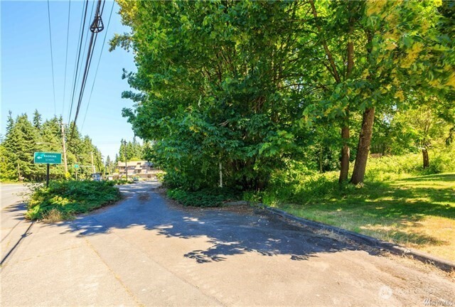 23601 Edmonds Way , Edmonds, WA 98020