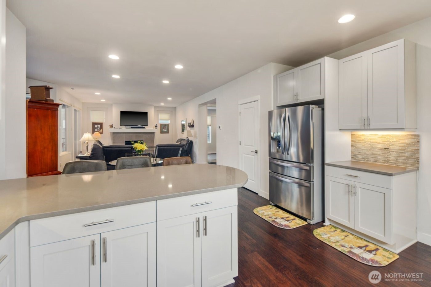 8602 Vashon Drive NE, Lacey, WA 98516-1380