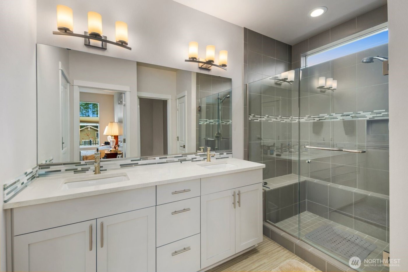 8602 Vashon Drive NE, Lacey, WA 98516-1380