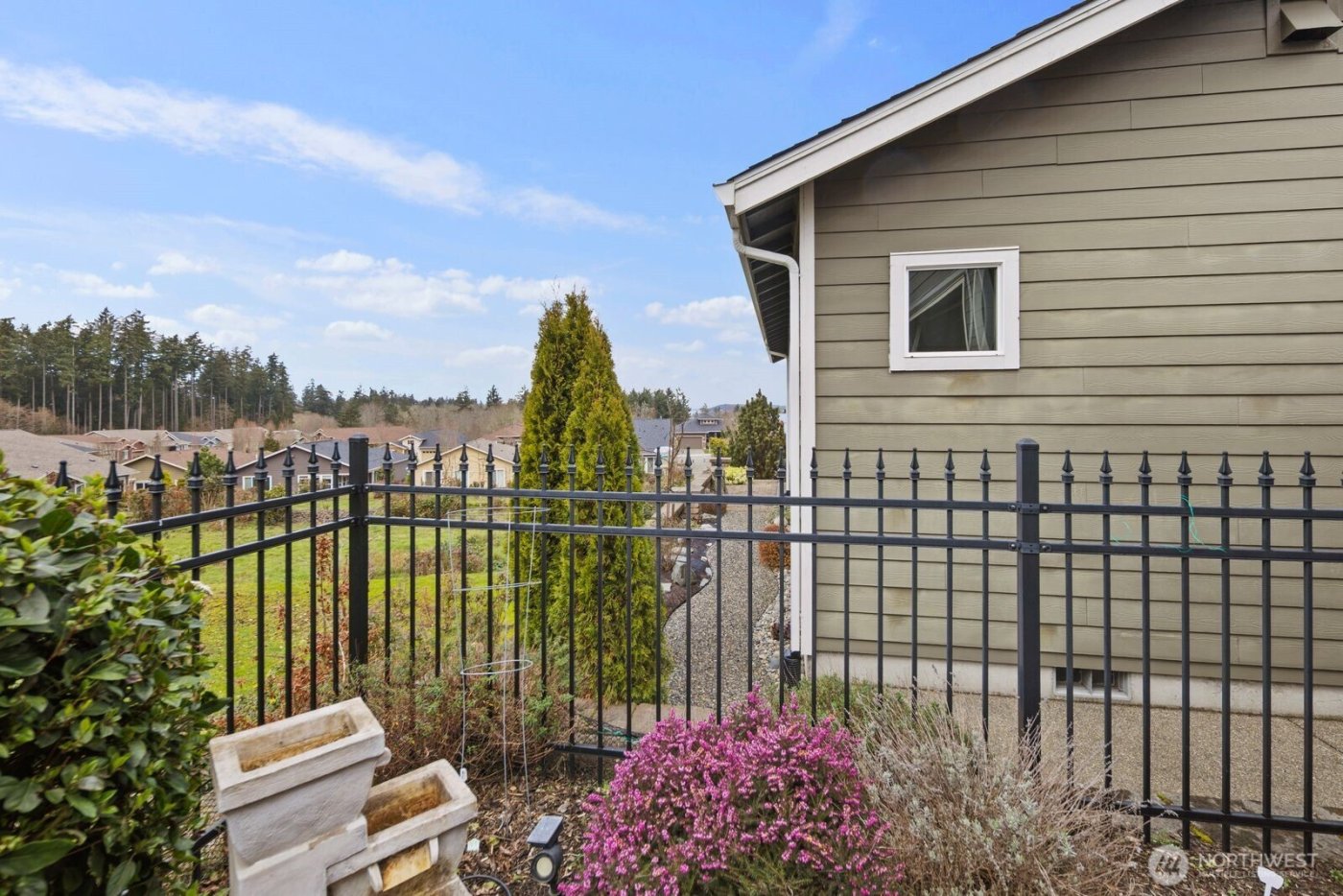 8602 Vashon Drive NE, Lacey, WA 98516-1380