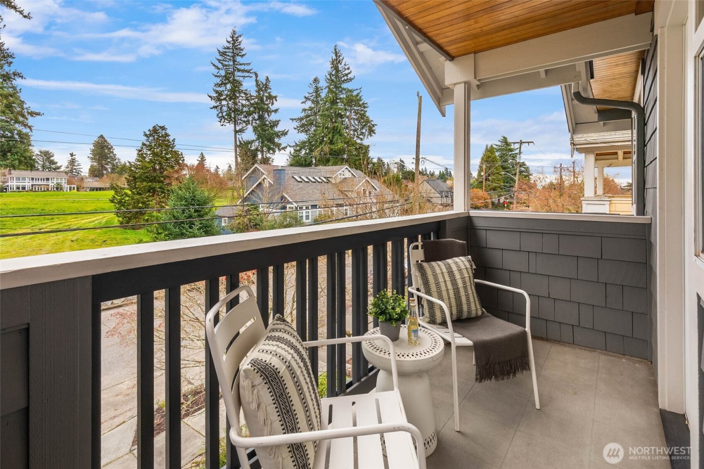 7527 45th Avenue NE, Seattle, WA 98115