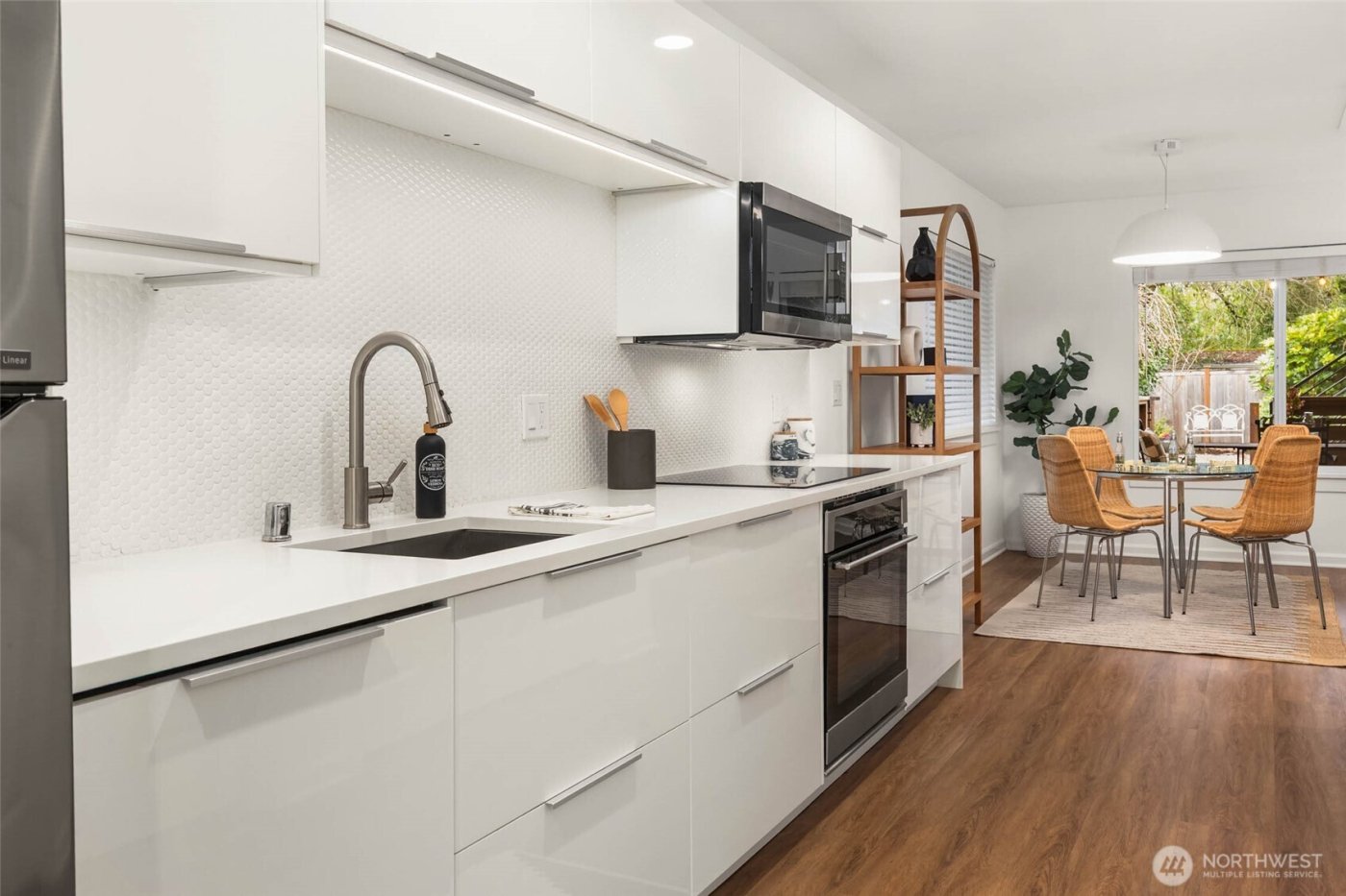 7527 45th Avenue NE, Seattle, WA 98115