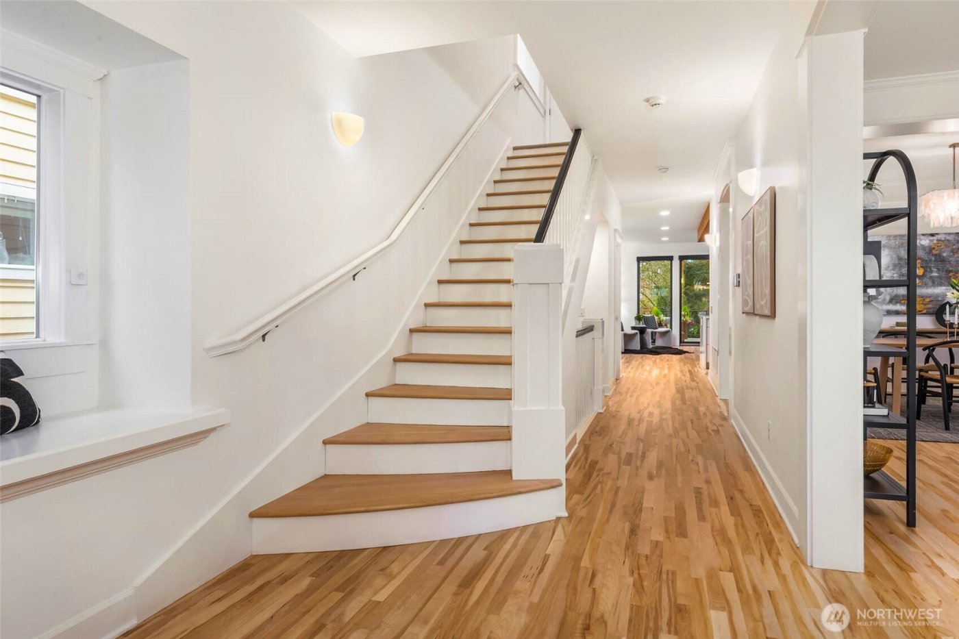 7527 45th Avenue NE, Seattle, WA 98115