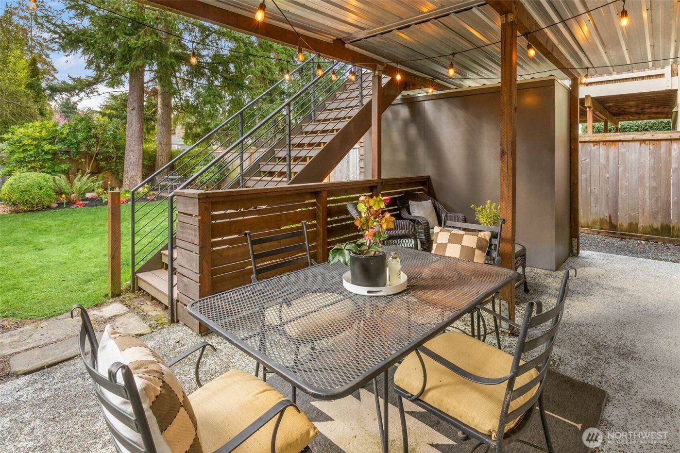 7527 45th Avenue NE, Seattle, WA 98115