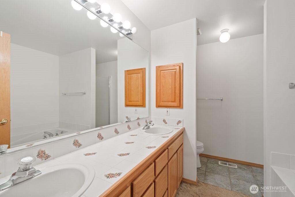 13822 Meridian Street , Lake Stevens, WA 98258