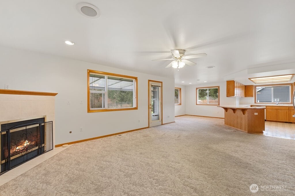 13822 Meridian Street , Lake Stevens, WA 98258