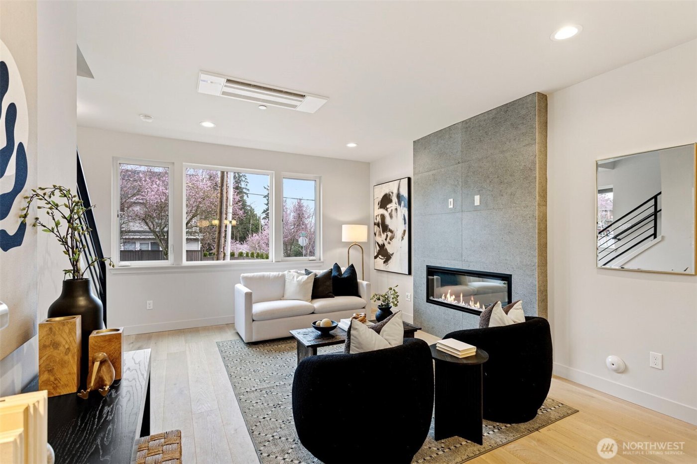 8108 126th Avenue NE #B, Kirkland, WA 98033