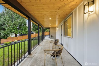 19531 55th Avenue NE, Lake Forest Park, WA 98155 - Photo 3