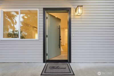 19531 55th Avenue NE, Lake Forest Park, WA 98155 - Photo 4