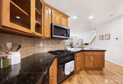 1947 NE Killian Lane , Issaquah, WA 98029 - Photo 10