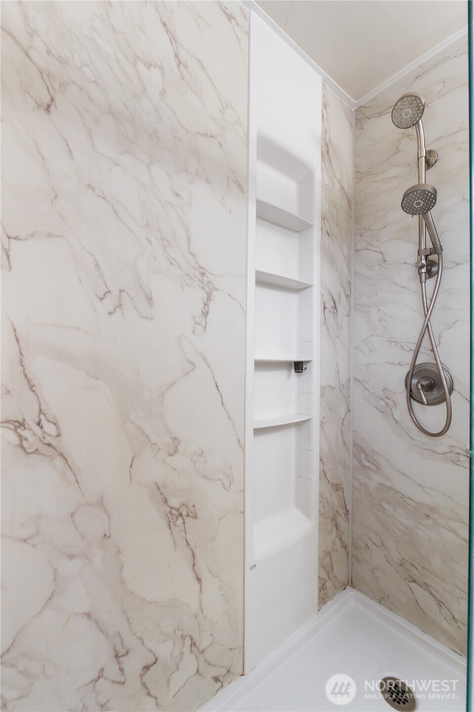 6511 S Bell , Tacoma, WA 98408