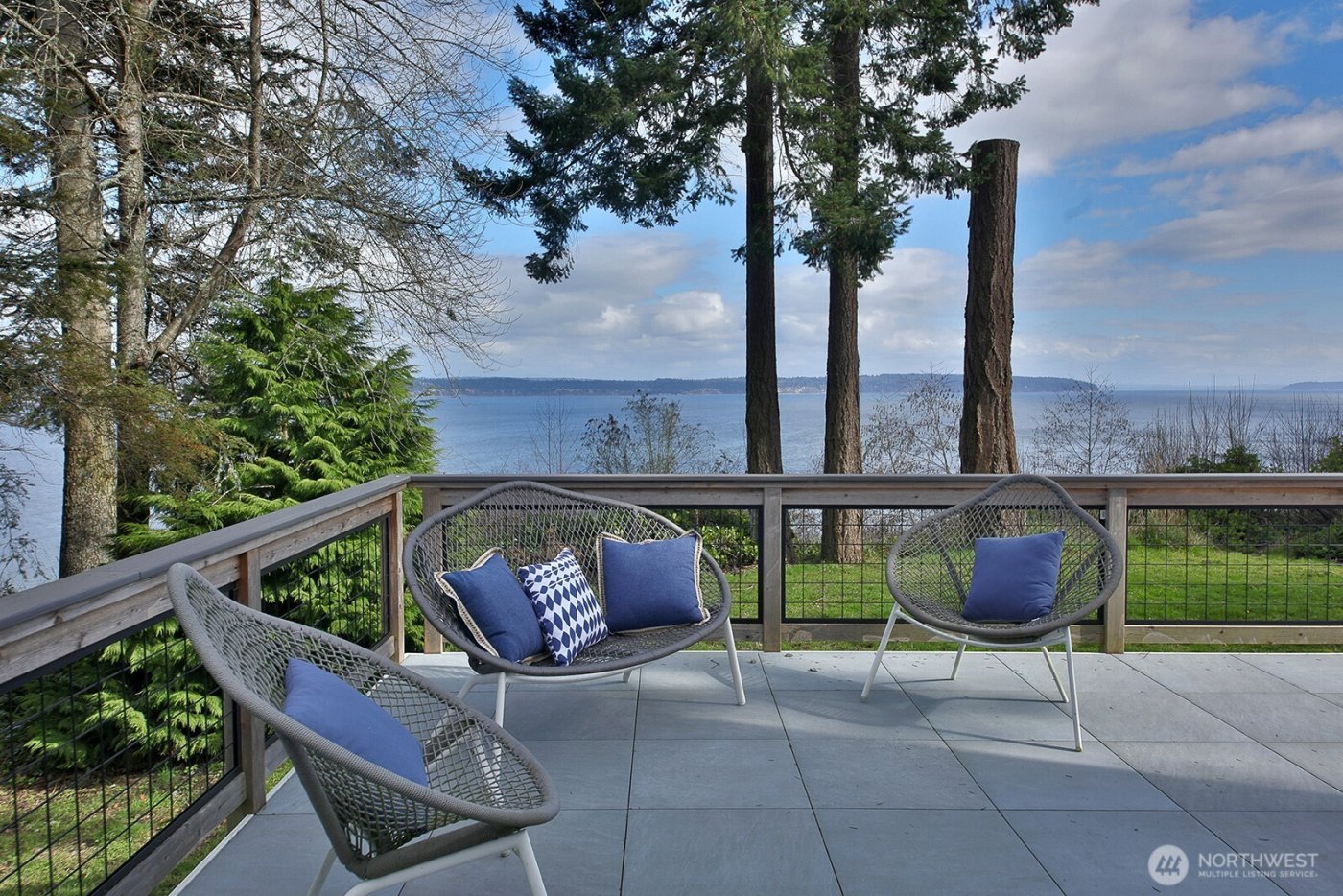 2282 Whidbey Shores Road , Langley, WA 98260