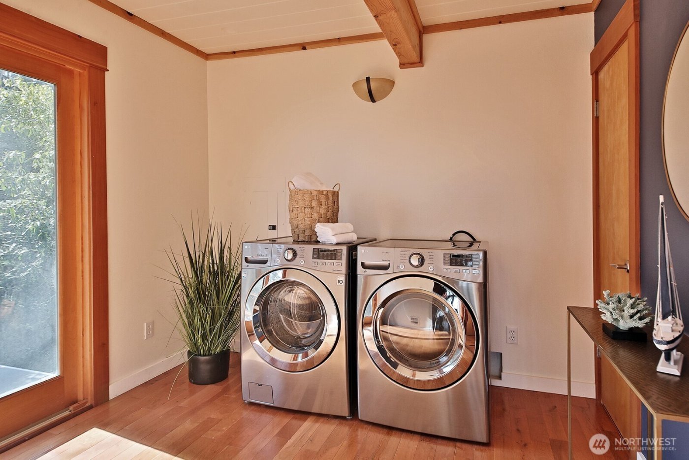 2282 Whidbey Shores Road , Langley, WA 98260