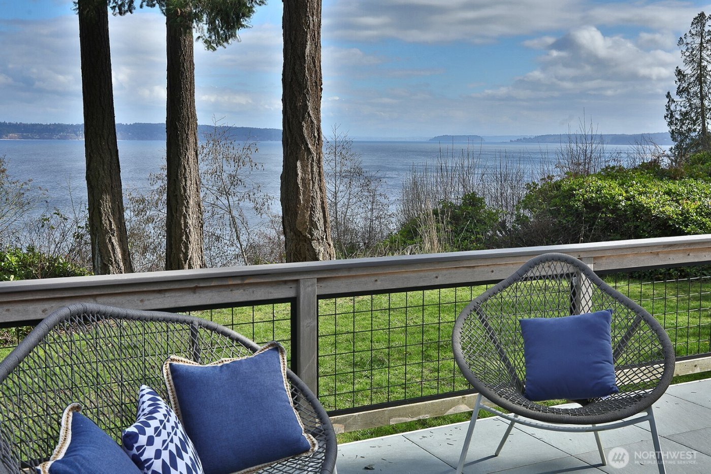 2282 Whidbey Shores Road , Langley, WA 98260