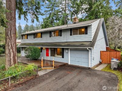 12121 NE 66th Street , Kirkland, WA 98033