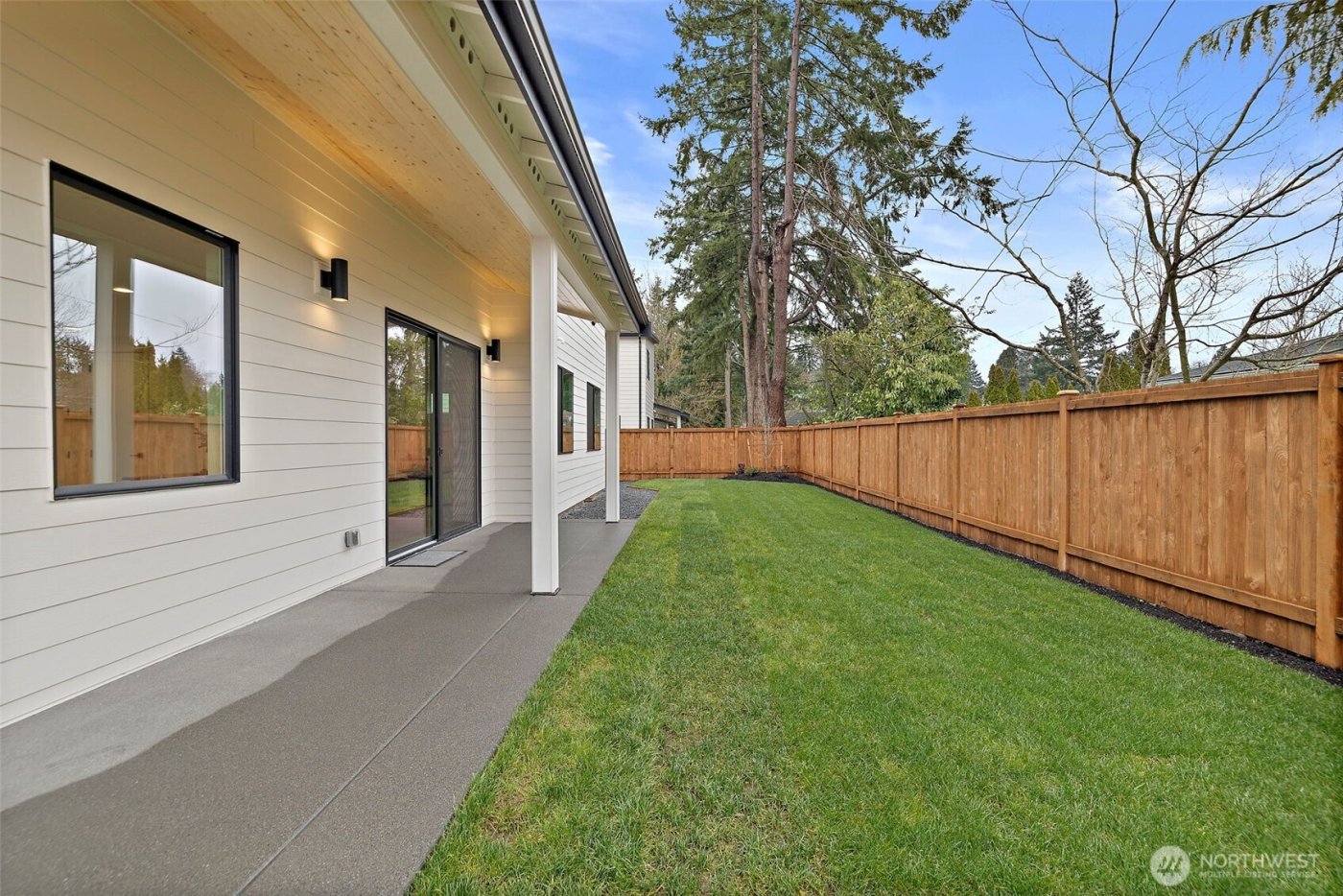 23706 84th Avenue W, Edmonds, WA 98026