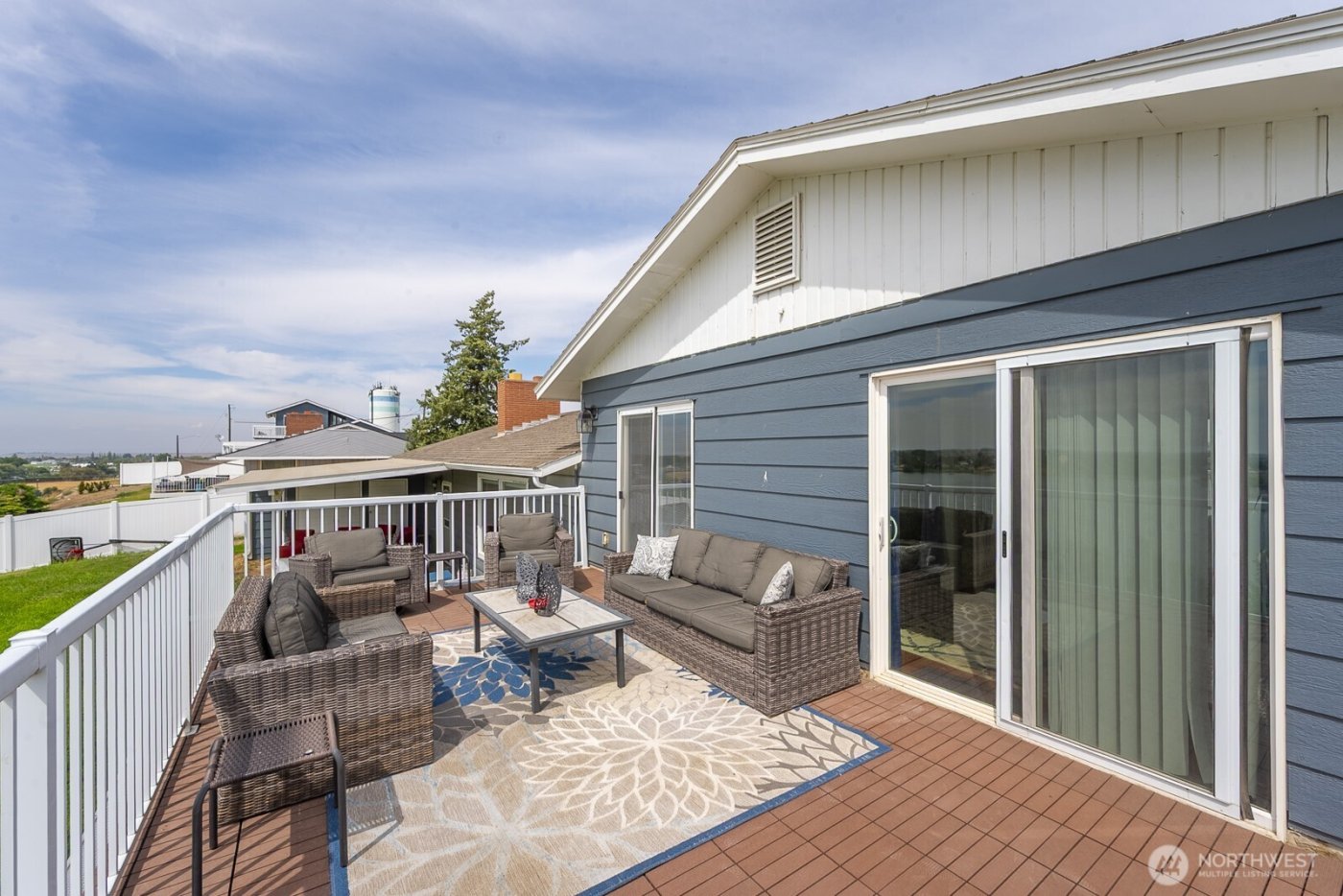 634 N Crestview Drive , Moses Lake, WA 98837