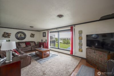 634 N Crestview Drive , Moses Lake, WA 98837 - Photo 6