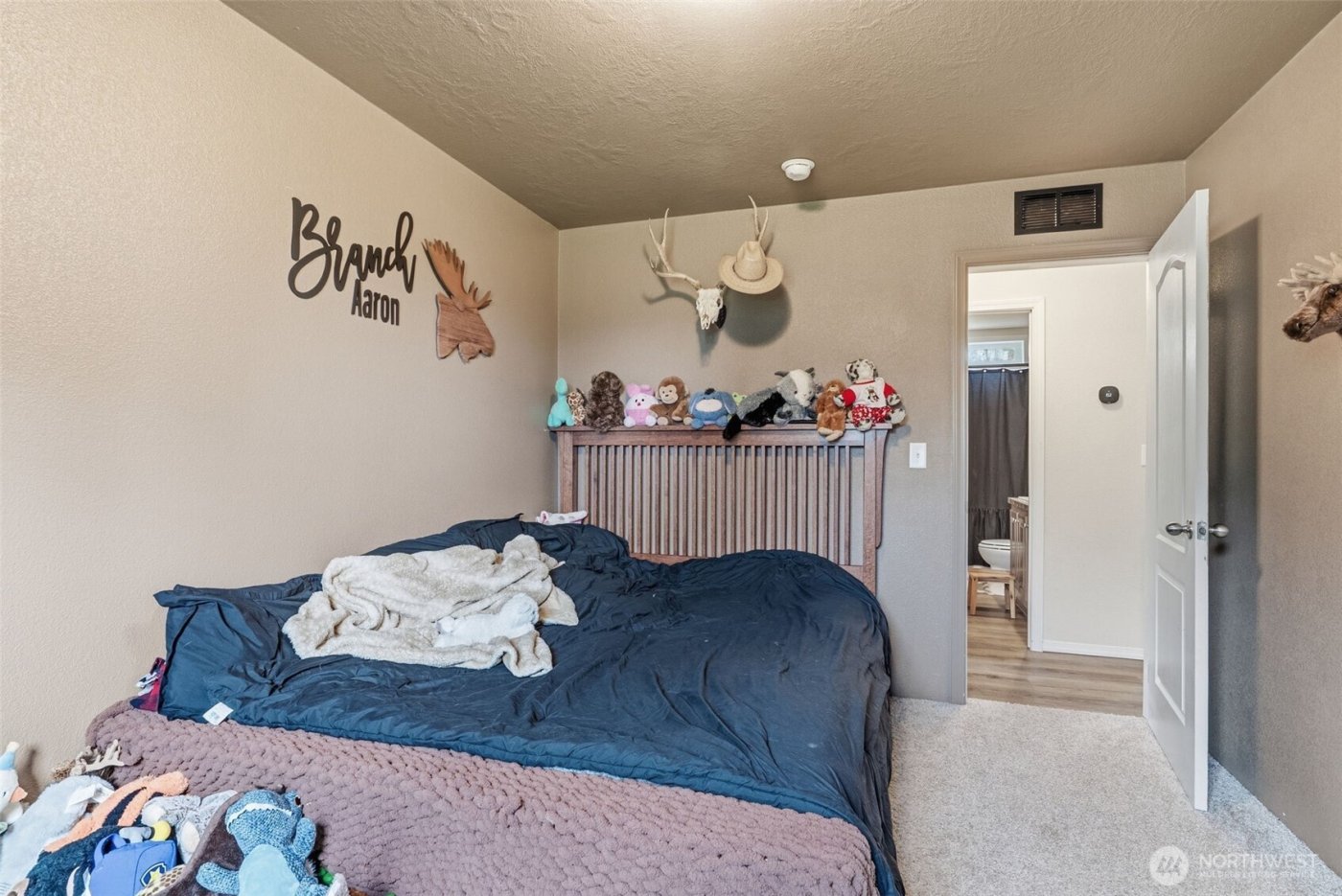 220 Songbird Lane , Longview, WA 98632