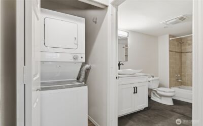 3028 Western Avenue #110, Seattle, WA 98121-1068 - Photo 17