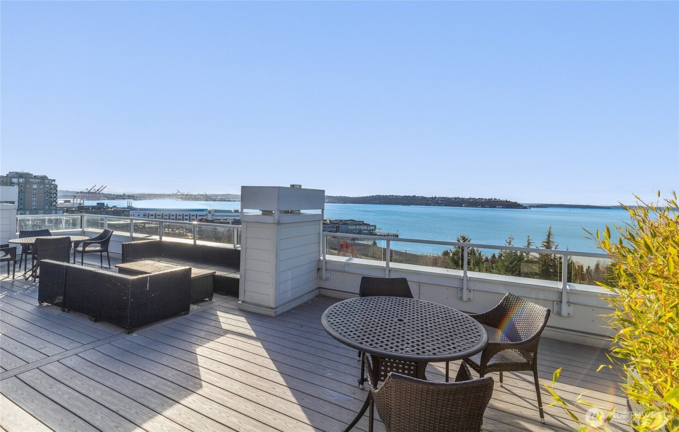 3028 Western Avenue #110, Seattle, WA 98121-1068