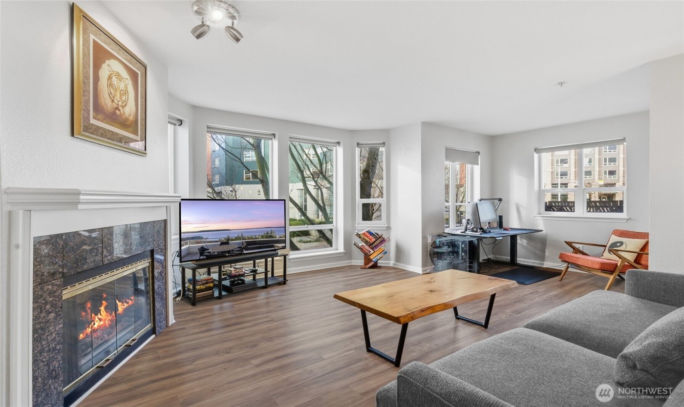 3028 Western Avenue #110, Seattle, WA 98121-1068