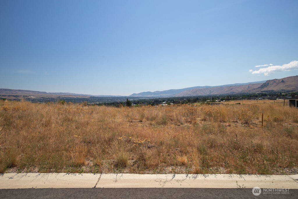 0 Lot 1 Farmstead Lane , Wenatchee, WA 98801
