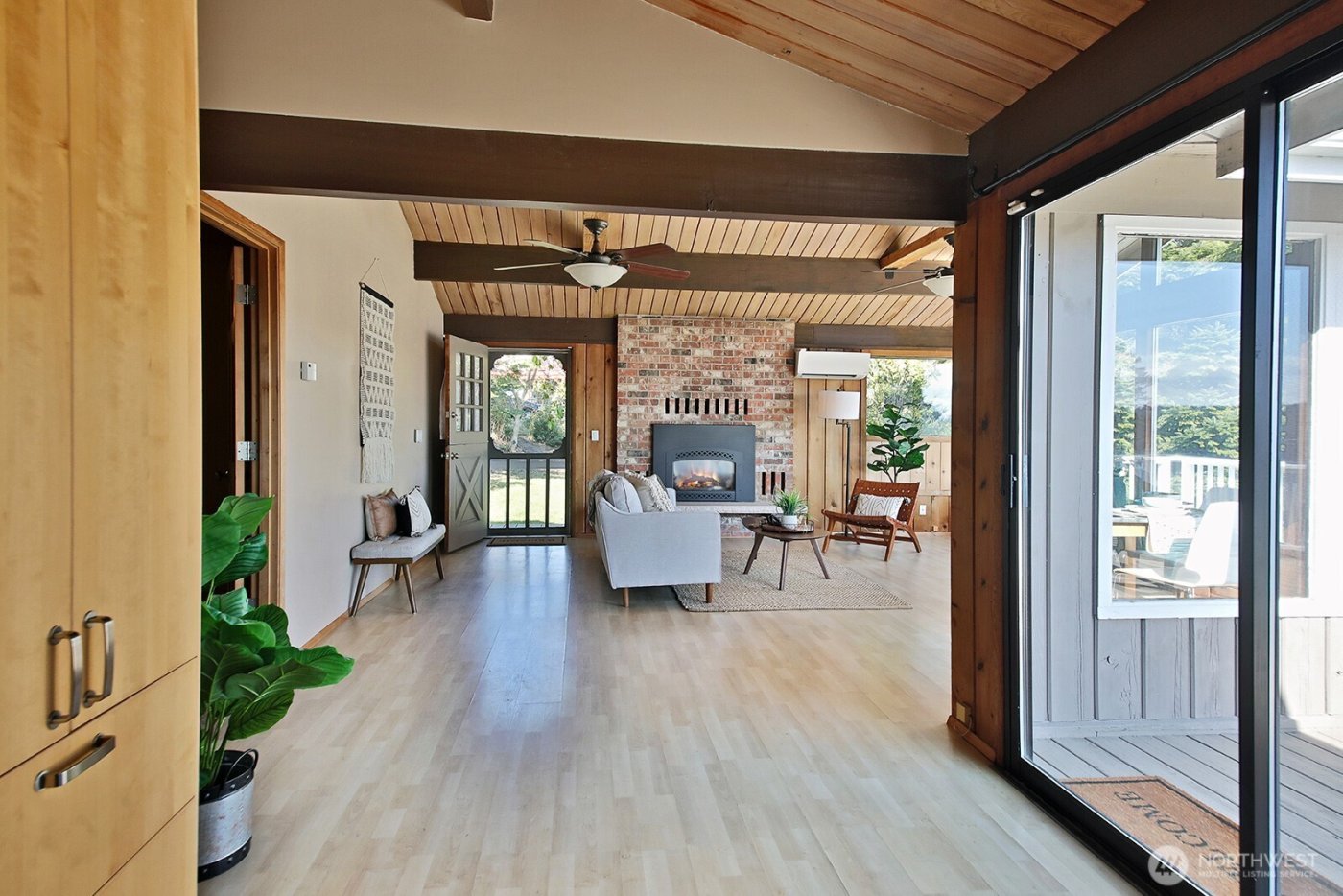 1412 Commodore Place , Freeland, WA 98249