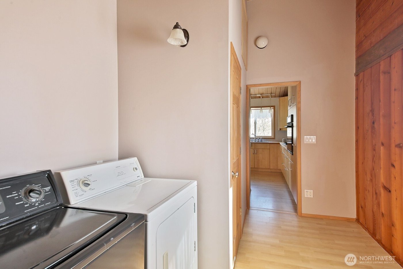 1412 Commodore Place , Freeland, WA 98249