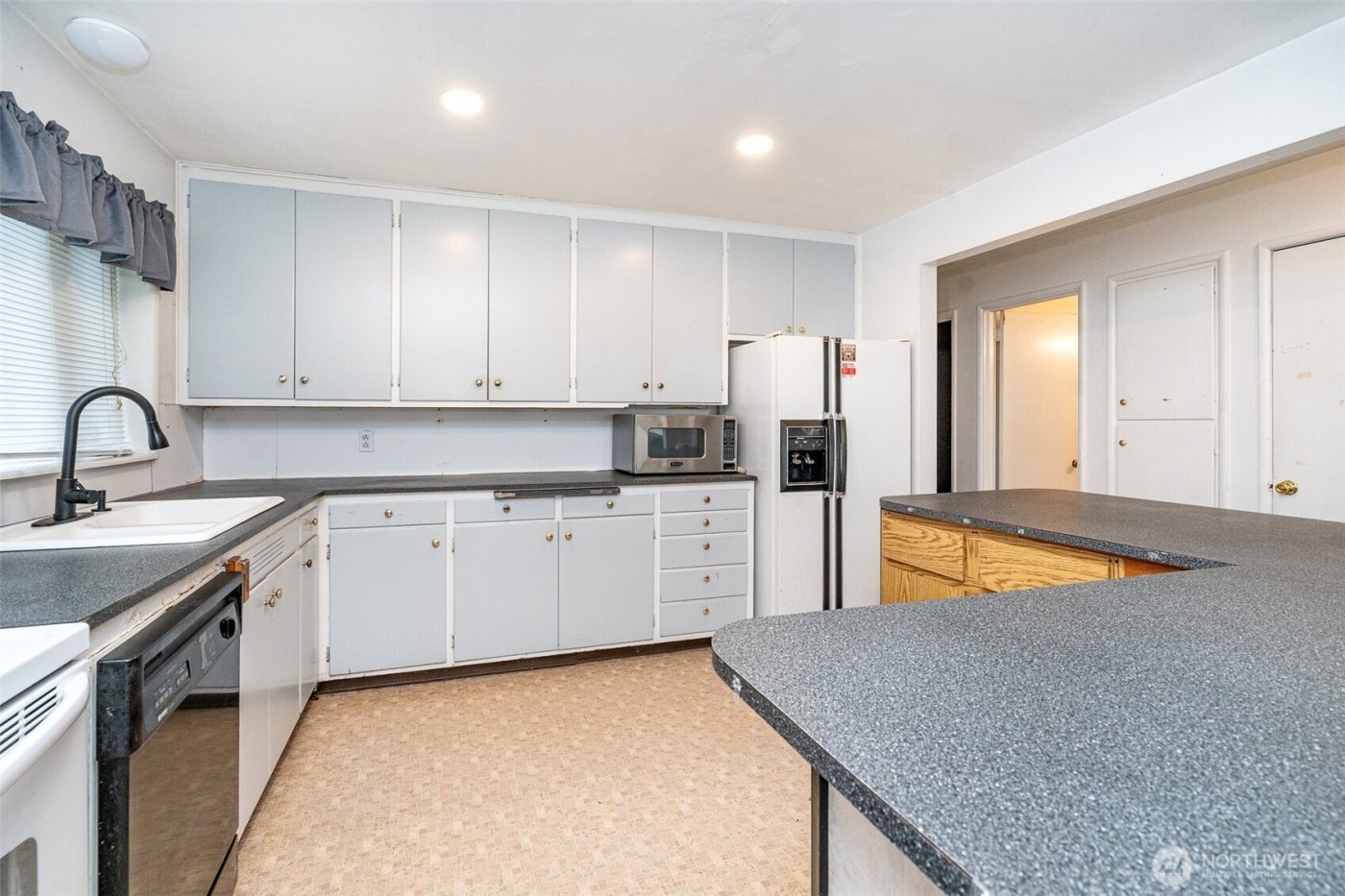 1428 SW Grandview Avenue , Chehalis, WA 98532