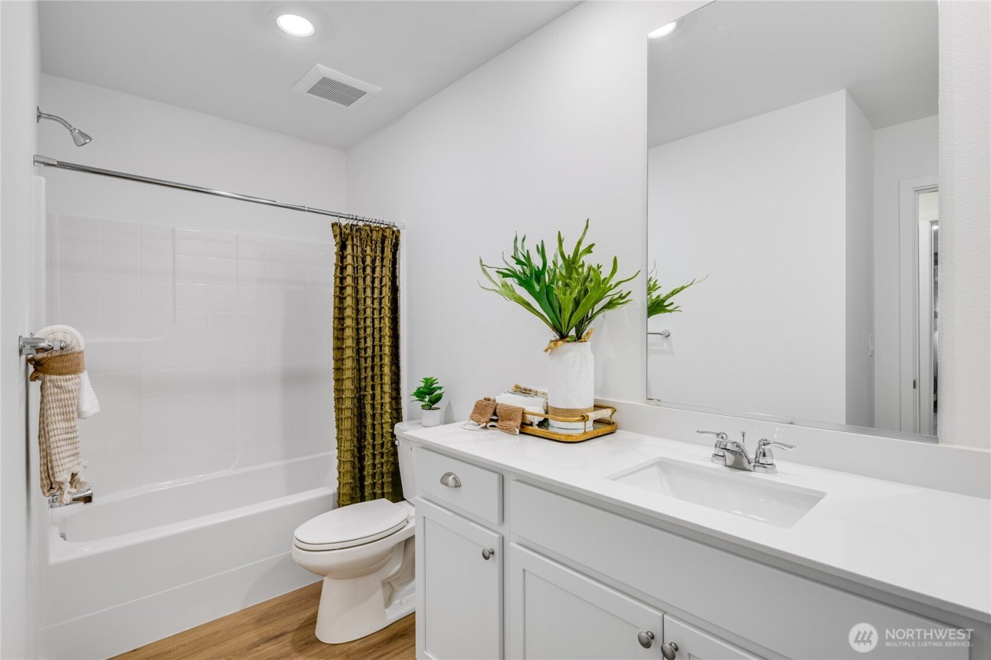 1636 Lorraine Way , Port Townsend, WA 98368