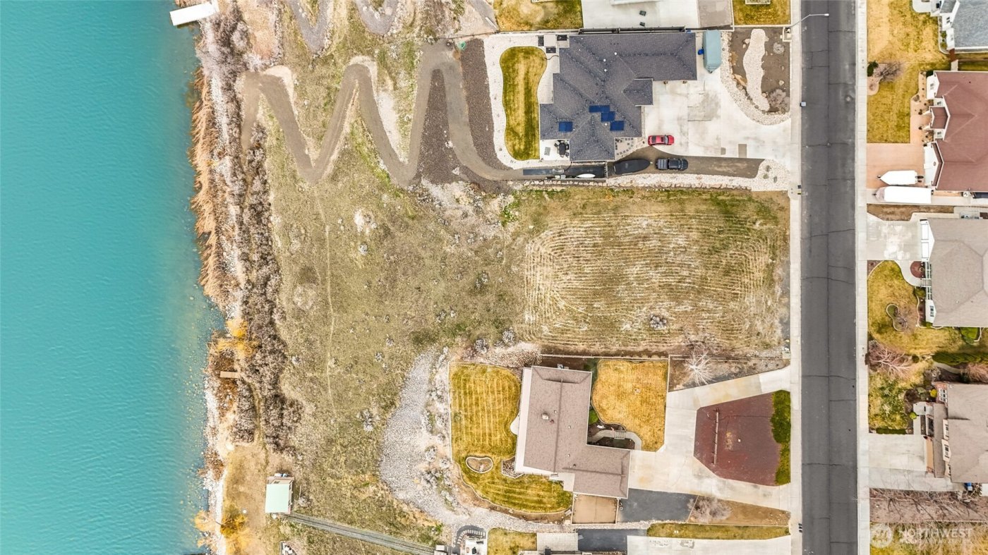 418 N Crestview Drive , Moses Lake, WA 98837