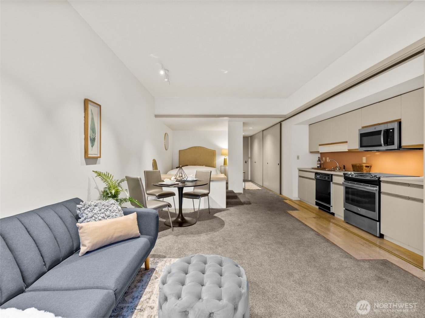 98 Union Street #610, Seattle, WA 98101-2068