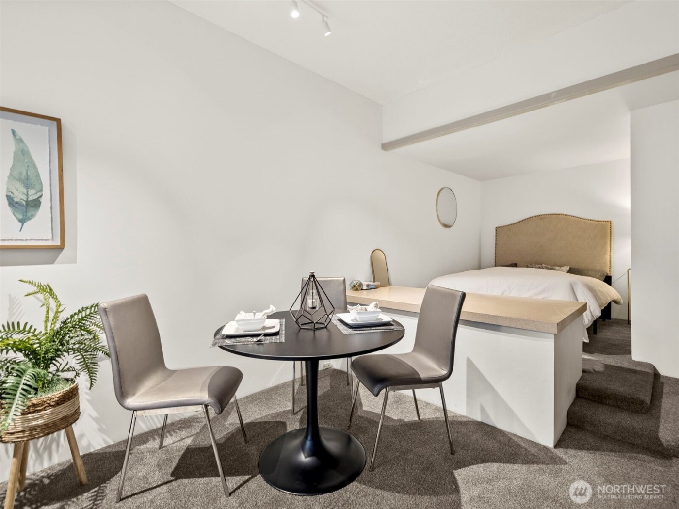 98 Union Street #610, Seattle, WA 98101-2068