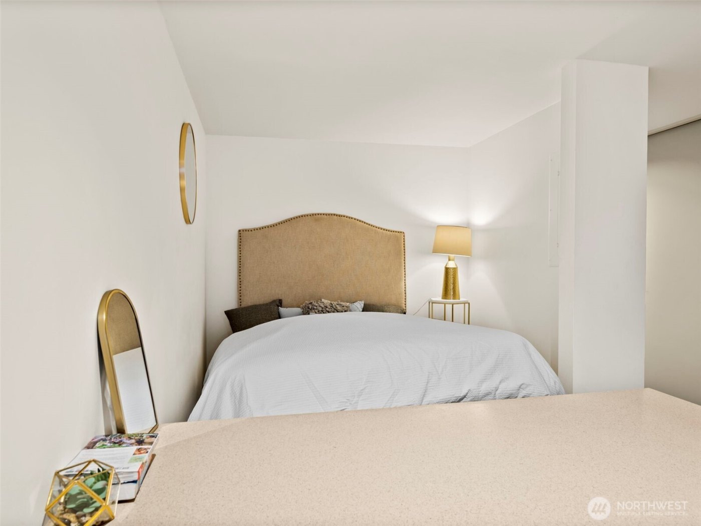 98 Union Street #610, Seattle, WA 98101-2068