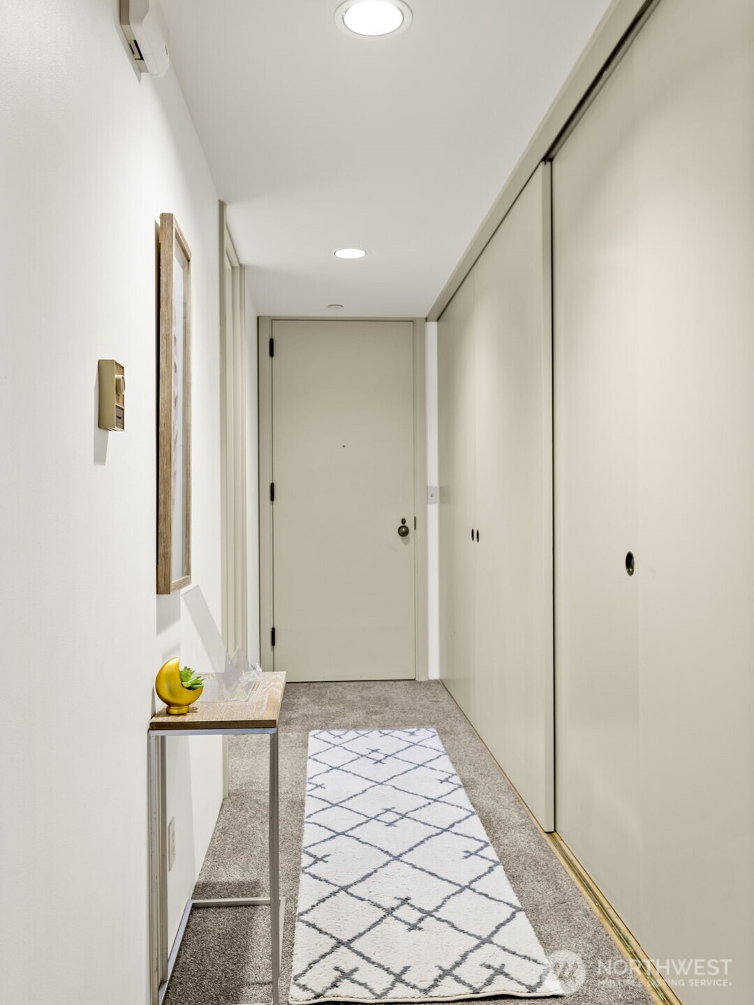 98 Union Street #610, Seattle, WA 98101-2068