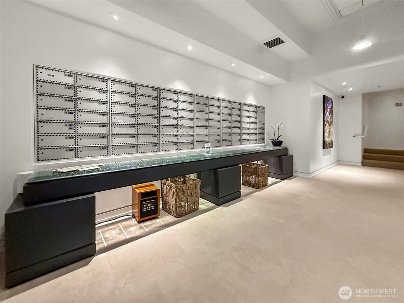 98 Union Street #610, Seattle, WA 98101-2068