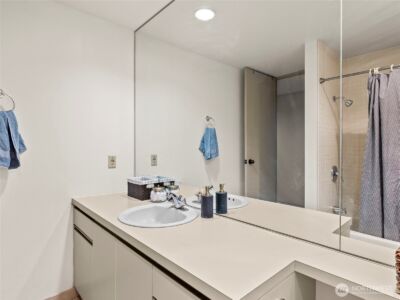 98 Union Street #610, Seattle, WA 98101-2068 - Photo 8