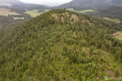 2420 A Cedonia Addy Road , Addy, WA 99101