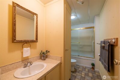 147 E Wood Avenue , Morton, WA 98356 - Photo 12