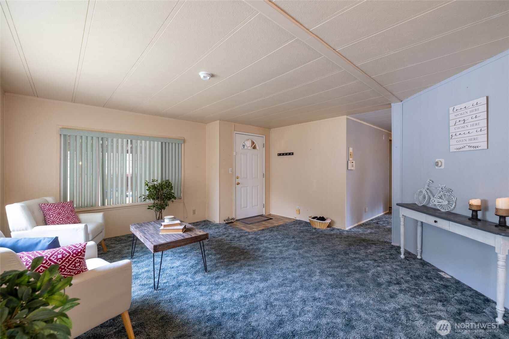 147 E Wood Avenue , Morton, WA 98356