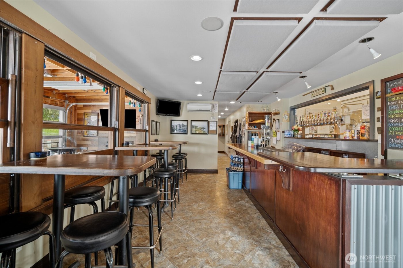 17406 State Route 536 , Mount Vernon, WA 98273