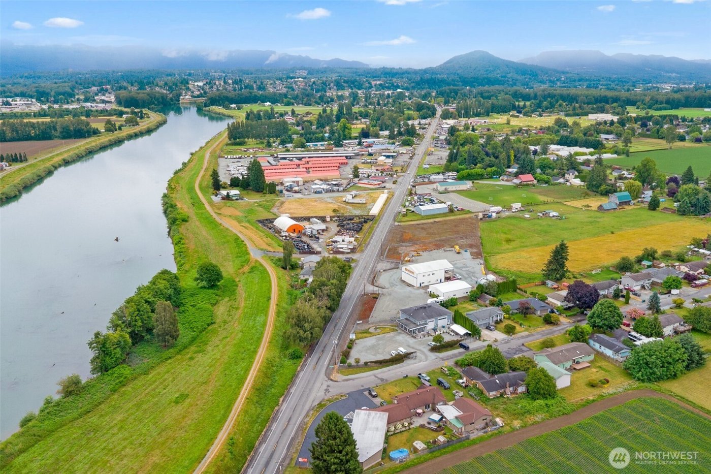 17406 State Route 536 , Mount Vernon, WA 98273